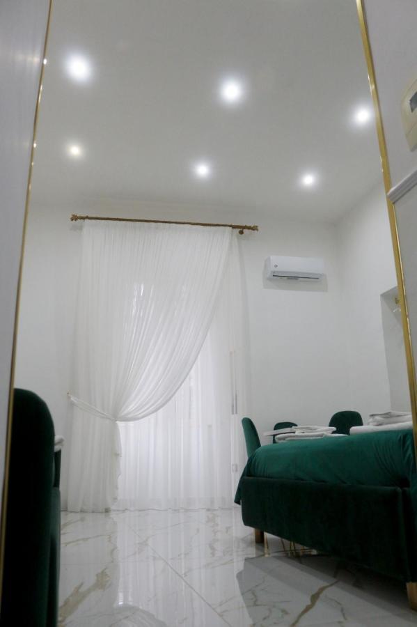 Valeryroom Neapel